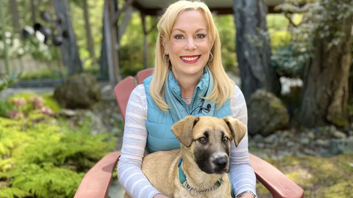 Puppy Rescued After Mason Jar Gets Stuck on Her Head